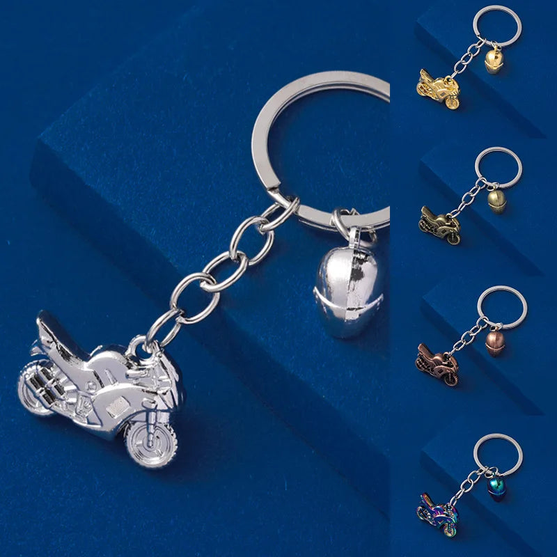 Retro Highway Motorcycle Keychain Metal Safety Helmet Dirt Bike Key Ring Travel Gift for Men Backpack Car Trinket Accessories
