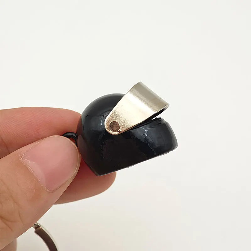 Metal Alloy Motorcycle Helmet Key Chain Fashion 3D Motorcycle Helmets Safety Auto Bag Car Key Ring KeyChain Accessories